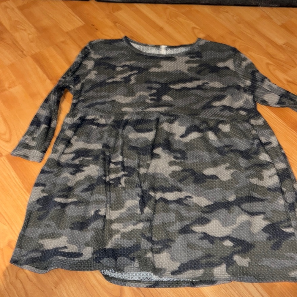 Camo baby doll tee
